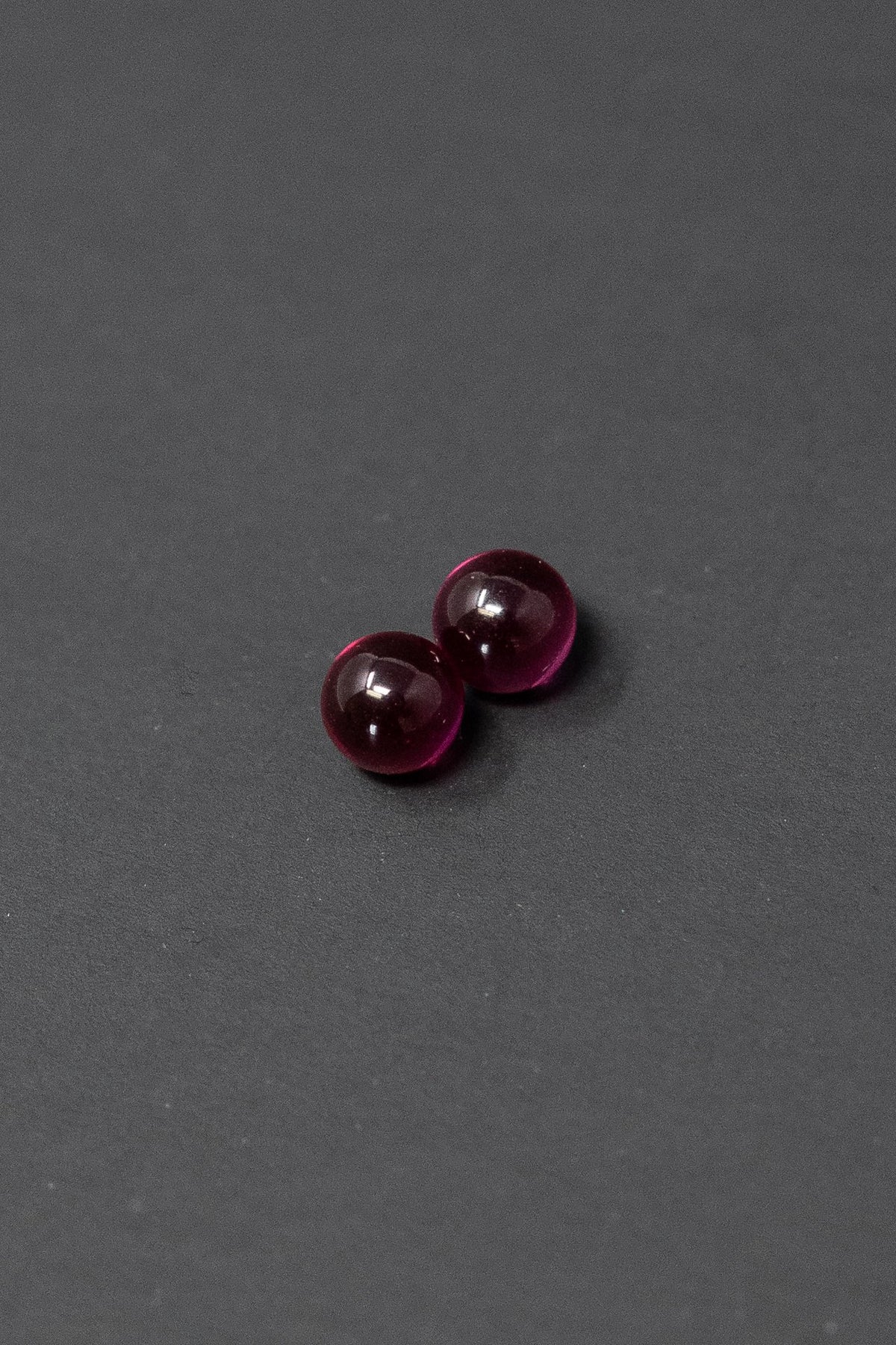 ThePearlPlug - 6mm Ruby Terp Pearls